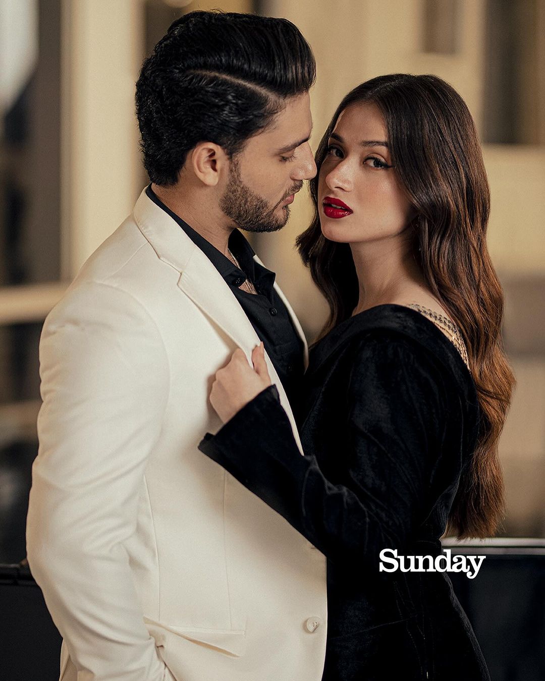 Aena Khan Biography, Age, Boyfriend and Drama List