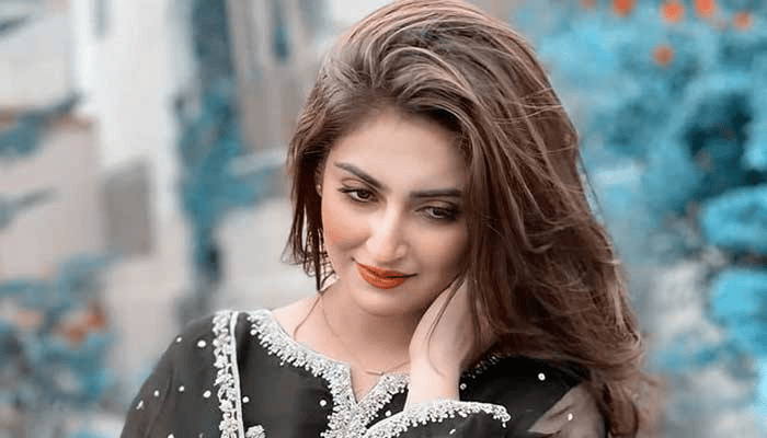 Hiba Bukhari actress